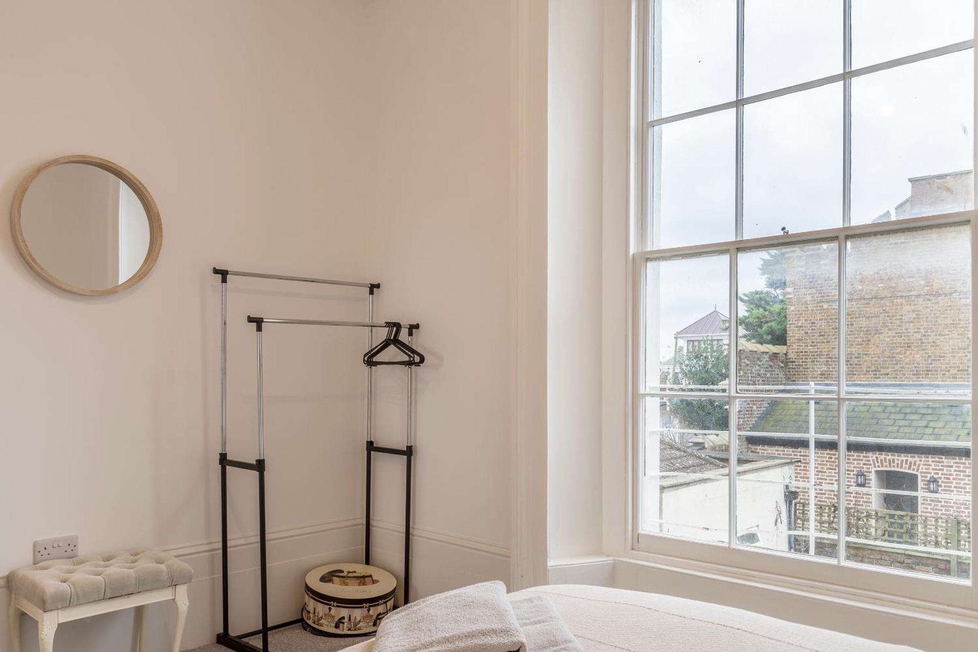 Seaside Serenity: Stylish Sea View Apartments In 荷尼湾 外观 照片