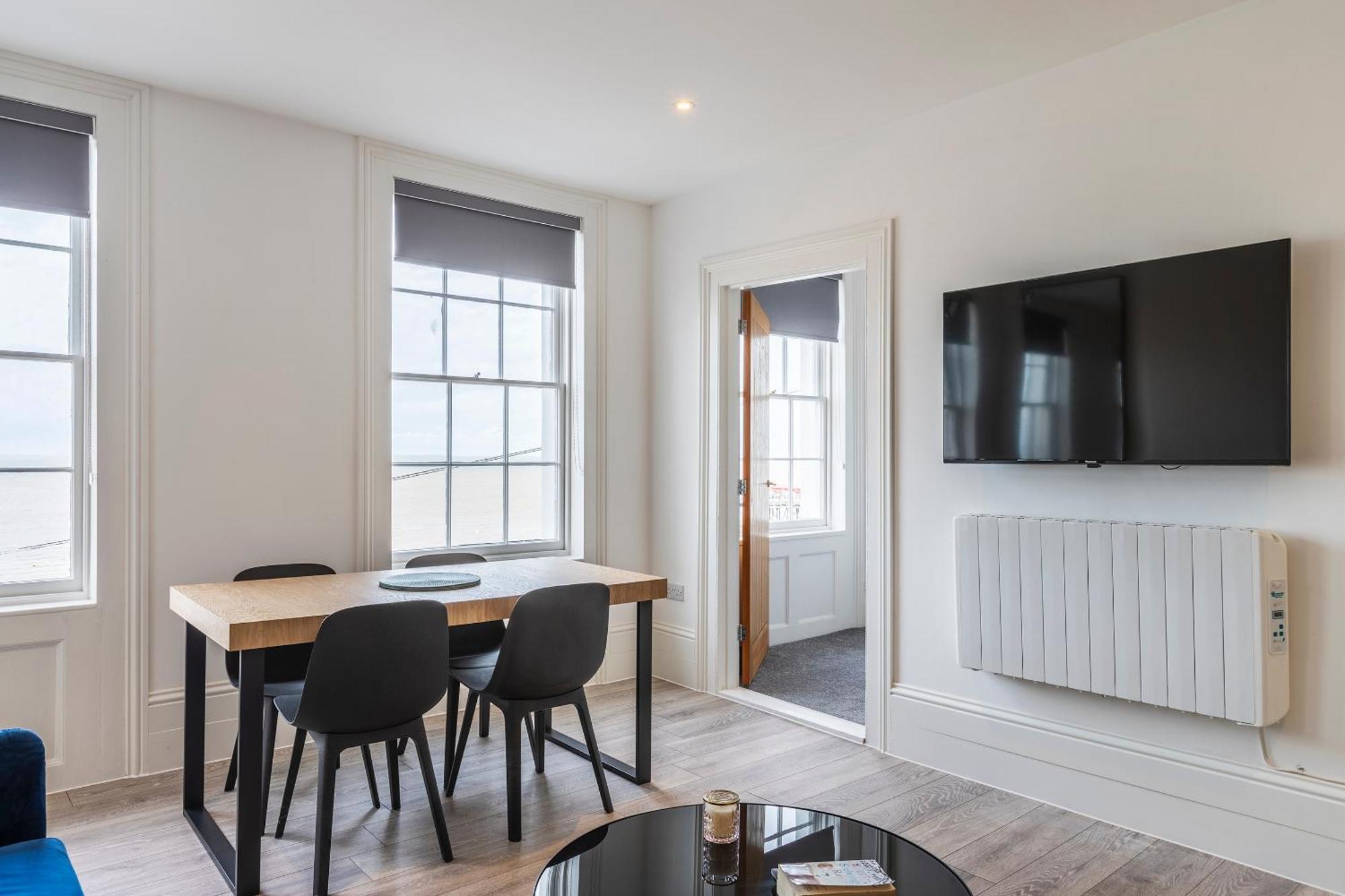 Seaside Serenity: Stylish Sea View Apartments In 荷尼湾 外观 照片